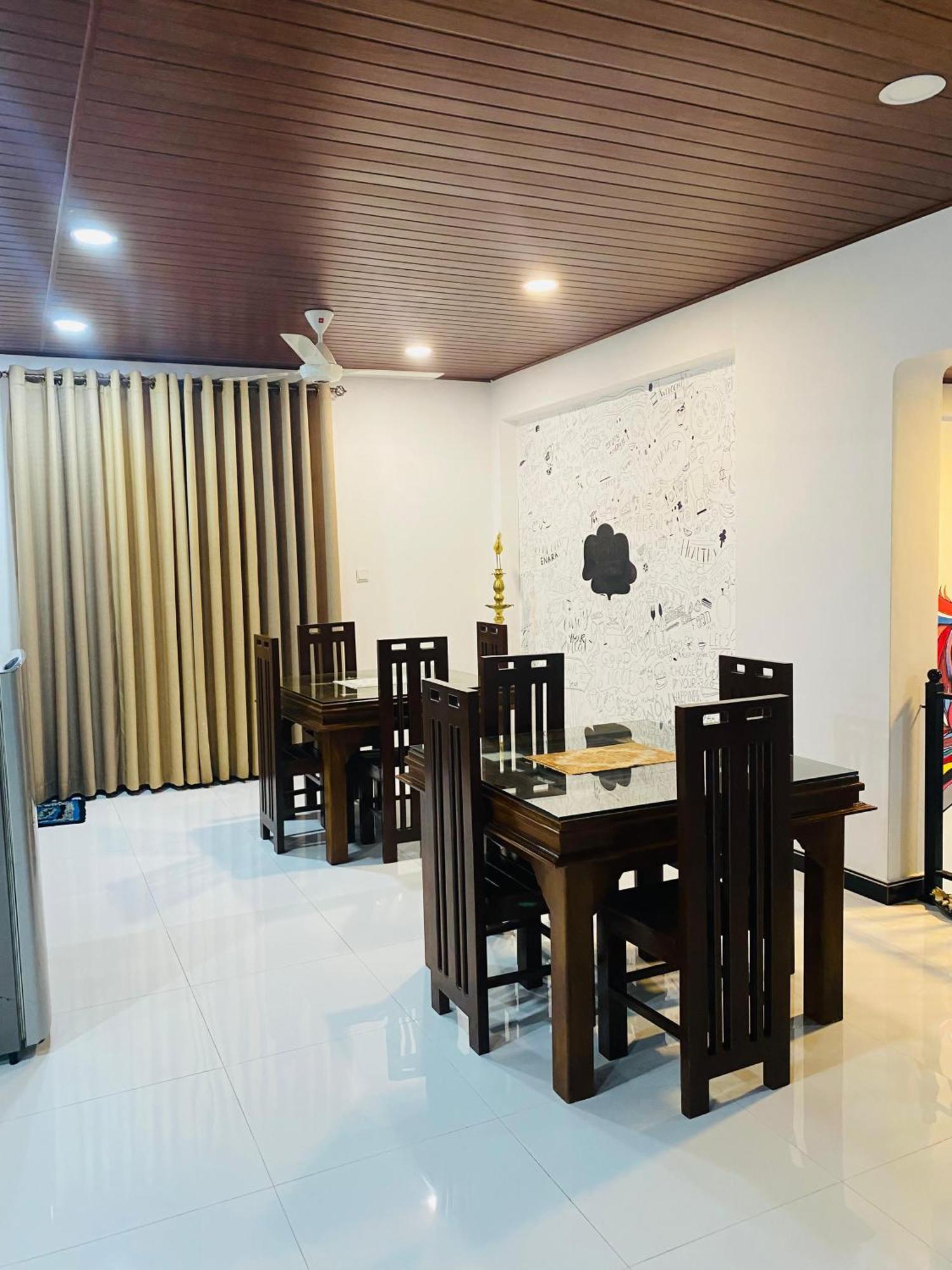 Enara Luxury Stay Katugastota エクステリア 写真