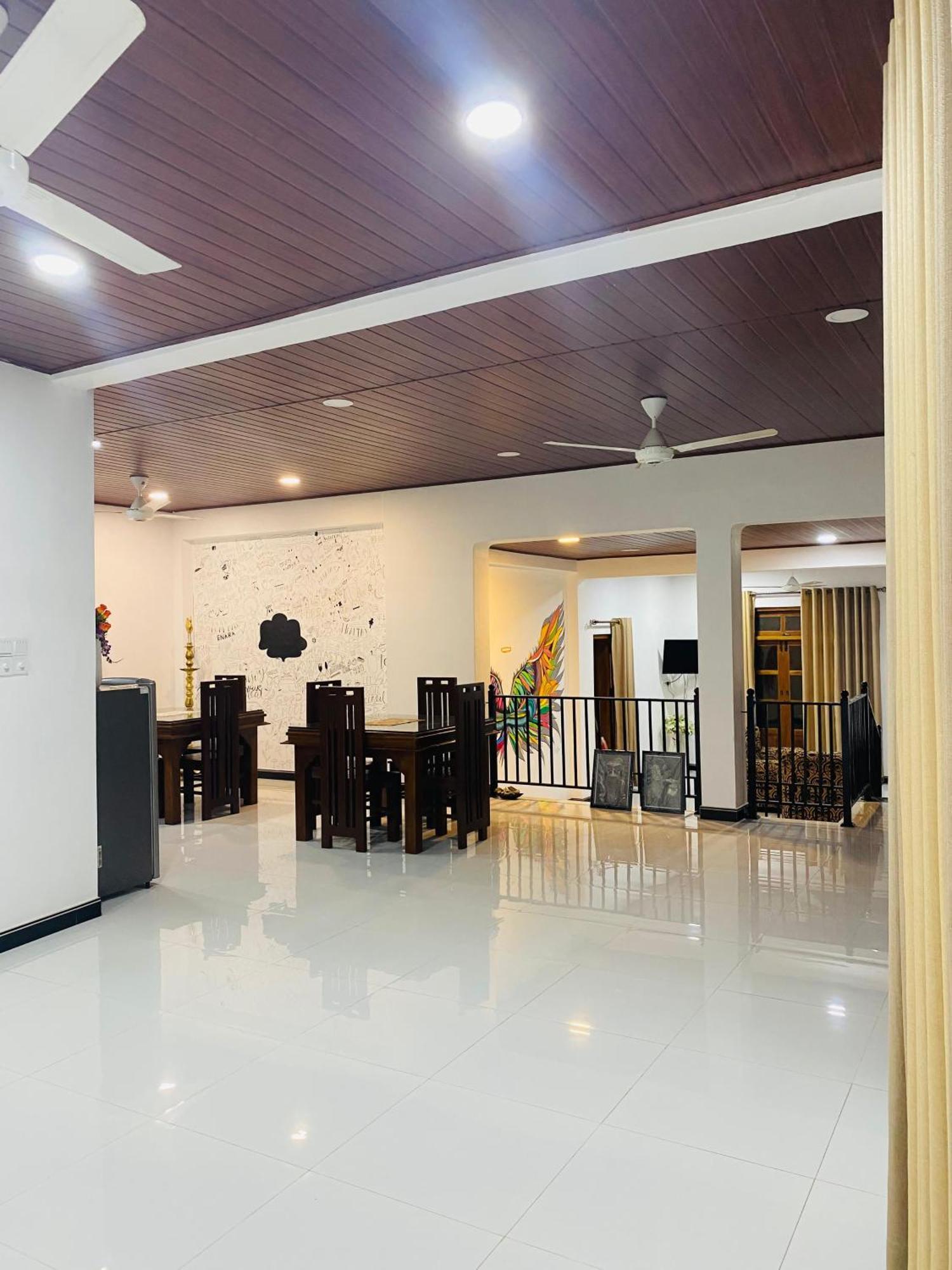 Enara Luxury Stay Katugastota エクステリア 写真